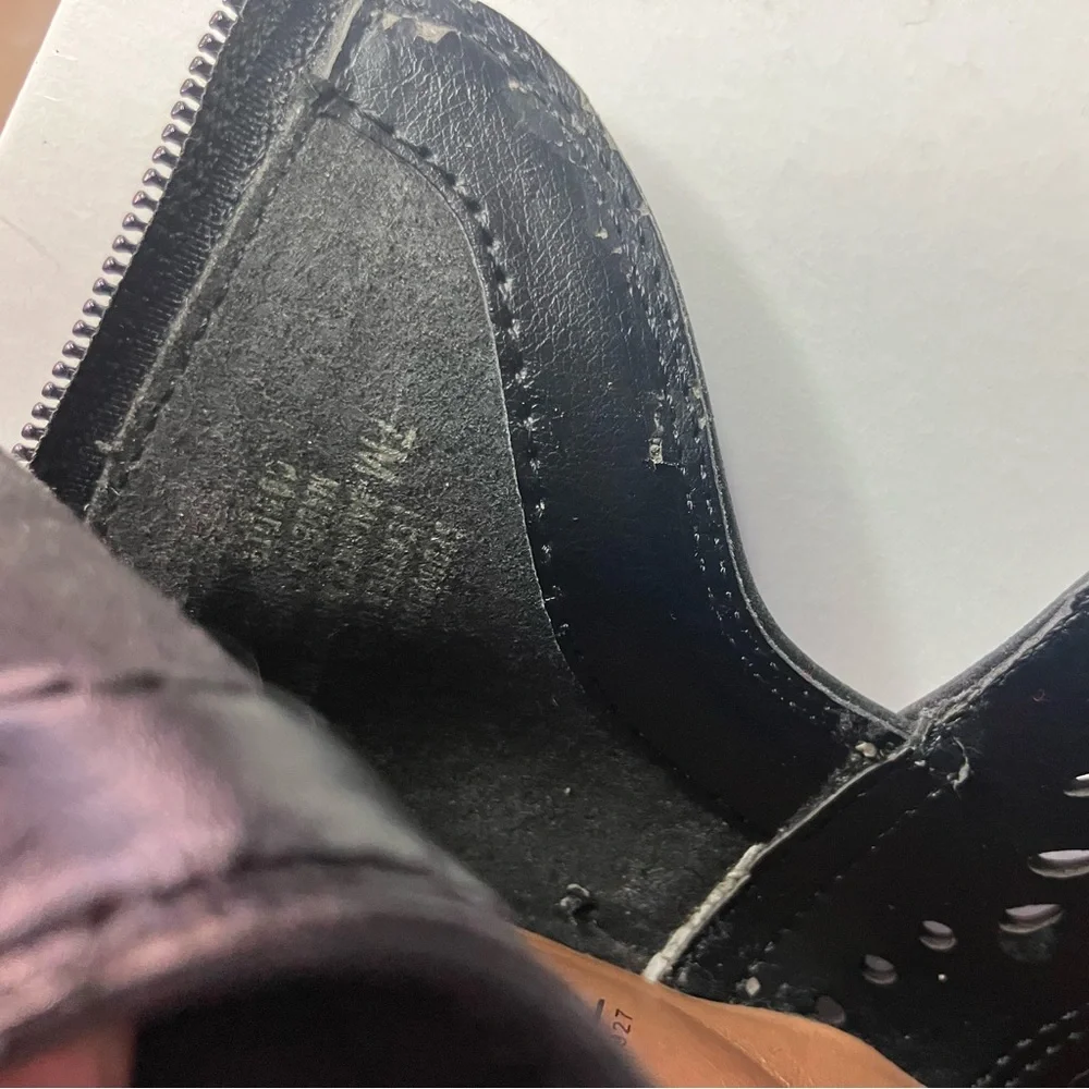 Sofft Black Leather Ankle Bootieswith Cut Out Design